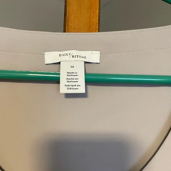 NWOT Ritual - Picture 2 of 3